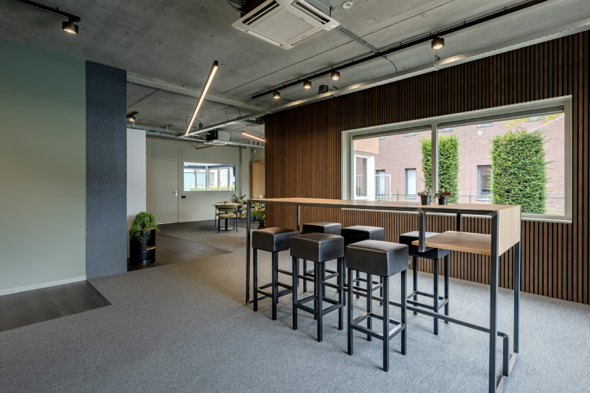 River flexplek - Kantine, hoge tafel